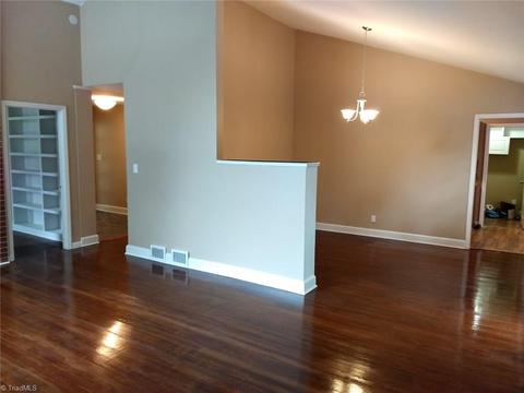 505 Ashe St, High Point, NC 27262 photo 3