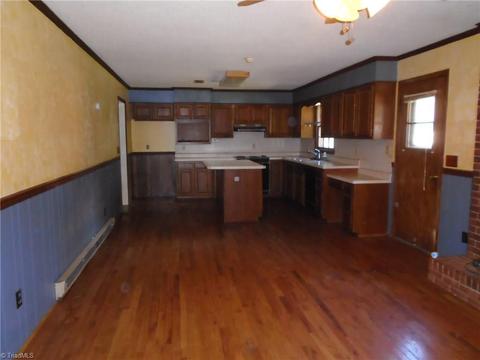 4140 Oak Haven Dr, Trinity, NC 27370 photo 3