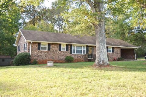 558 Baltimore Rd, Advance, NC 27006 photo 1