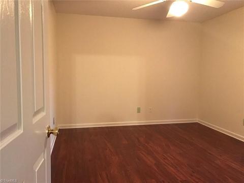 2460 Aston Ct, High Point, NC 27265 photo 17
