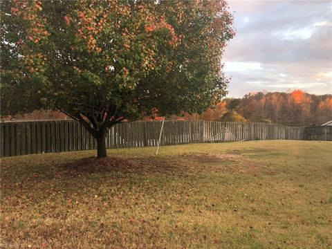 2460 Aston Ct, High Point, NC 27265 photo 22