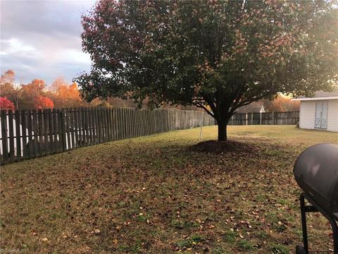 2460 Aston Ct, High Point, NC 27265 photo 24