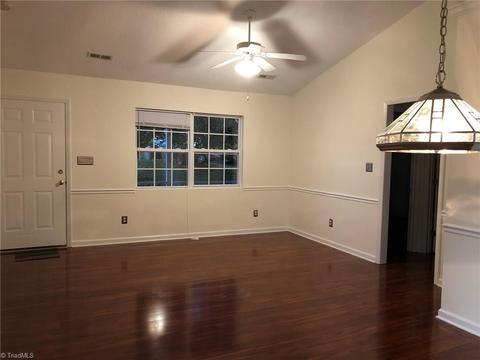 2460 Aston Ct, High Point, NC 27265 photo 9