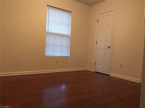 2460 Aston Ct, High Point, NC 27265 photo 11