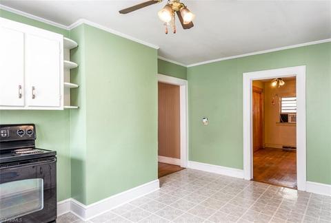 305 S 5th Ave, Mayodan, NC 27027 photo 5