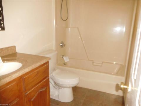 6005 Westhaven Ln, Trinity, NC 27370 photo 5