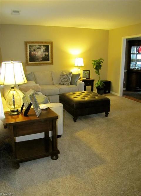 137 Willow Bend Dr, King, NC 27021 photo 3