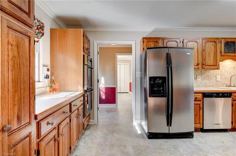 515 Ken Dan St, High Point, NC 27265 photo 10