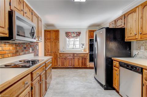 515 Ken Dan St, High Point, NC 27265 photo 7