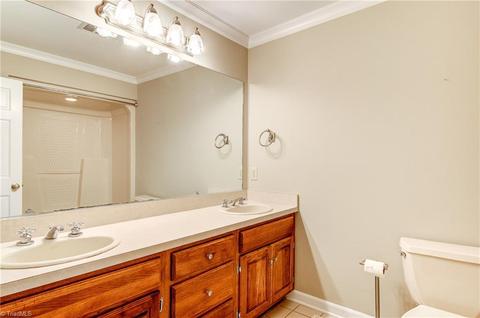 515 Ken Dan St, High Point, NC 27265 photo 20