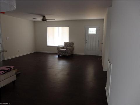 167 Floyd St, Denton, NC 27239 photo 2