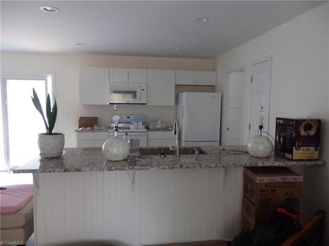167 Floyd St, Denton, NC 27239 photo 3