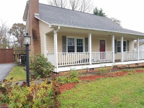 149 Pine Ridge Trl, Pinnacle, NC 27043 photo 1