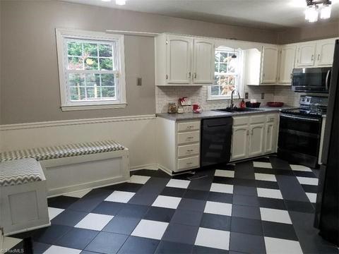 149 Pine Ridge Trl, Pinnacle, NC 27043 photo 10