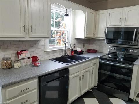 149 Pine Ridge Trl, Pinnacle, NC 27043 photo 8