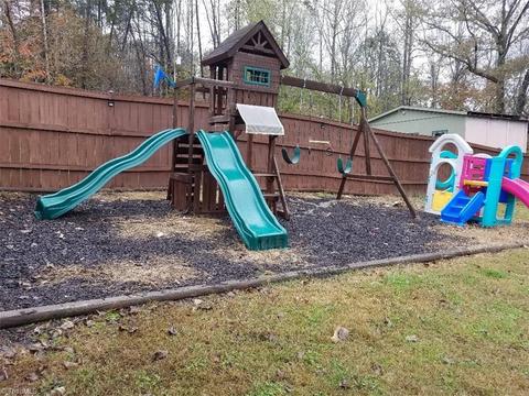 149 Pine Ridge Trl, Pinnacle, NC 27043 photo 23