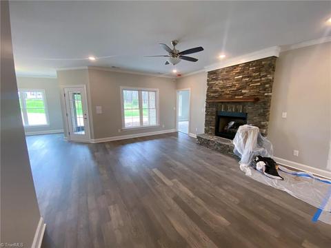115 Park Pl, King, NC 27021 photo 13