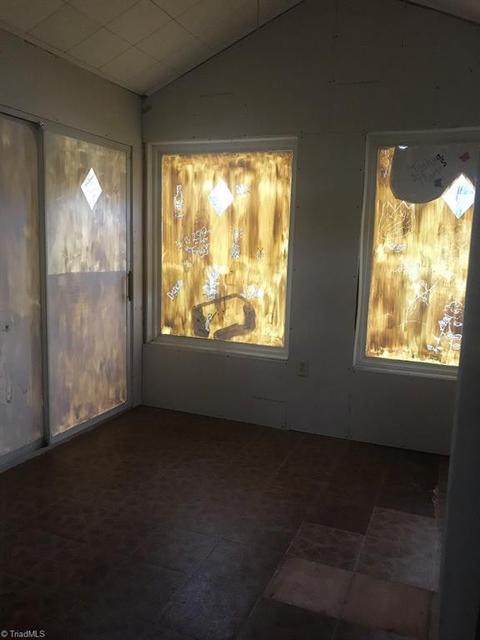 406 Vine St, High Point, NC 27262 photo 6