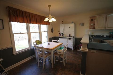 1285 Carroll Rd, Germanton, NC 27019 photo 6