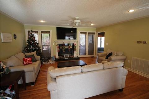 1285 Carroll Rd, Germanton, NC 27019 photo 5