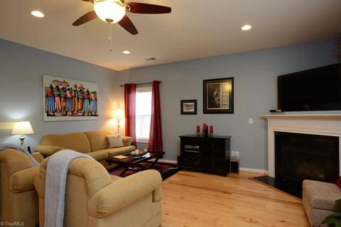 2807 Splitbrooke Dr, High Point, NC 27265 photo 14