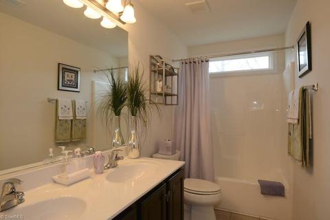 2807 Splitbrooke Dr, High Point, NC 27265 photo 24