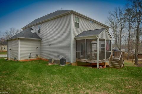 2807 Splitbrooke Dr, High Point, NC 27265 photo 30