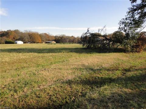 607 Lakedale Rd, Colfax, NC 27235 photo 8