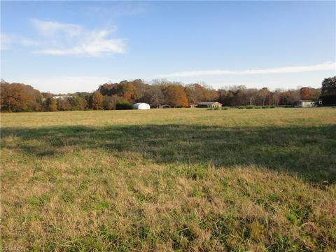 607 Lakedale Rd, Colfax, NC 27235 photo 5