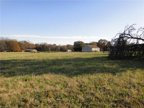 607 Lakedale Rd, Colfax, NC 27235 photo 6