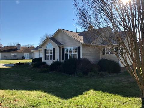 1503 Manora Ct, High Point, NC 27265 photo 6