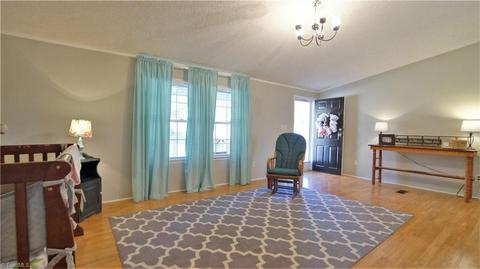 121 Cedar Bluff Trl, Dobson, NC 27017 photo 9