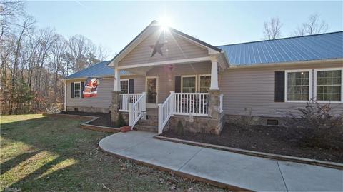 121 Cedar Bluff Trl, Dobson, NC 27017 photo 1