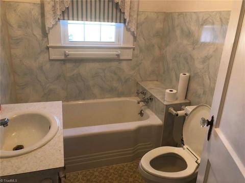 576 Rash Rd, Olin, NC 28660 photo 12
