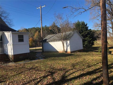 576 Rash Rd, Olin, NC 28660 photo 22