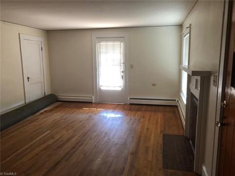 576 Rash Rd, Olin, NC 28660 photo 5
