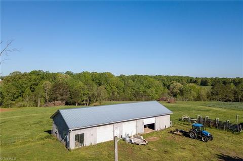 122 Doby Rd, Harmony, NC 28634 photo 13