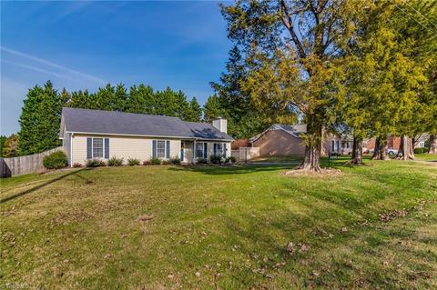 2455 Willard Rd, High Point, NC 27265 photo 3