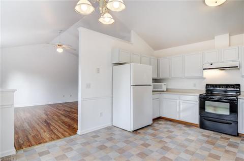 4690 Hampton Rd, Clemmons, NC 27012 photo 11