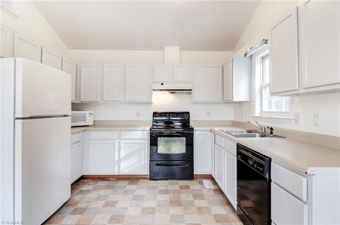 4690 Hampton Rd, Clemmons, NC 27012 photo 10