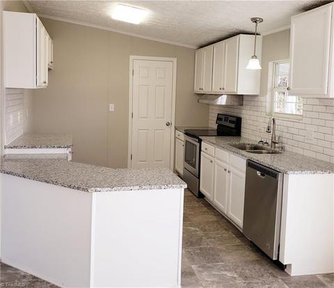 167 Burchview Trl, Elkin, NC 28621 photo 2
