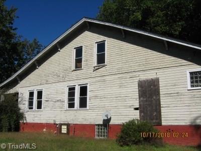 652 Riverside Dr, Eden, NC 27288 photo 3
