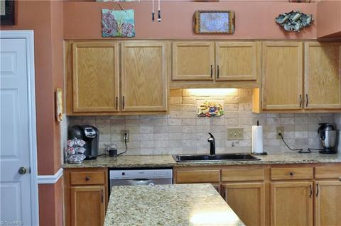 3966 Cobblestone Bend Dr, High Point, NC 27265 photo 2