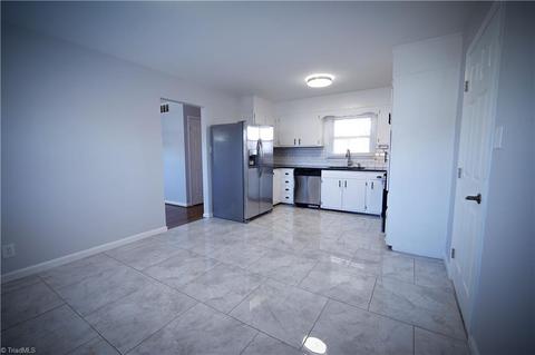 613 Runyon Dr, High Point, NC 27260 photo 10