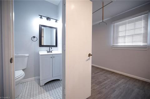 613 Runyon Dr, High Point, NC 27260 photo 23