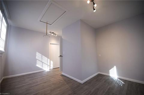 613 Runyon Dr, High Point, NC 27260 photo 21
