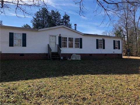 4981 Cashatt Rd, Trinity, NC 27370 photo 1