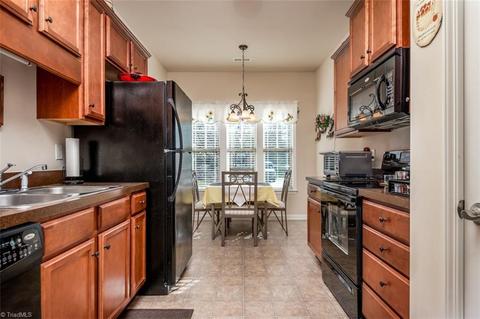 5301 Forester Dr, High Point, NC 27265 photo 9
