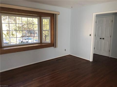 5350 Mapleton St, Clemmons, NC 27012 photo 3
