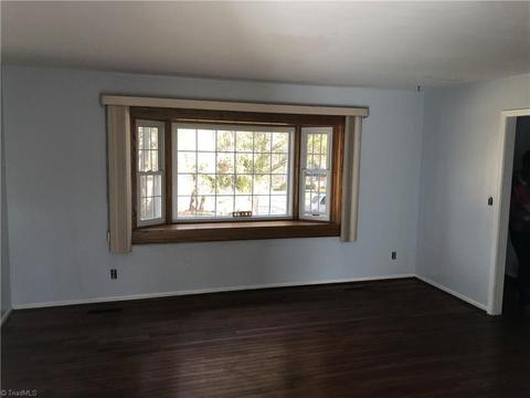 5350 Mapleton St, Clemmons, NC 27012 photo 4